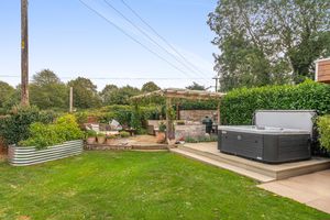 Newcombe Close Milcombe